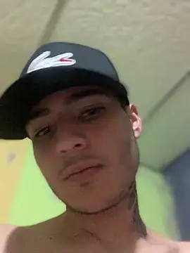 Snapshot of Jorge12sjjsjs chatting on 02/14/26, 07:27 Jorge12sjjsjs online show from 02/14/26, 07:27