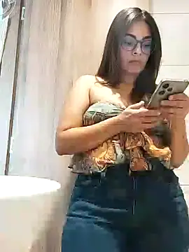 Snapshot of Ivanna2 chatting on 01/30/25, 09:58 Ivanna2 online show from 01/30/25, 09:58