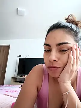 Snapshot of Ivanna2 chatting on 09/12/25, 01:33 Ivanna2 online show from 09/12/25, 01:33