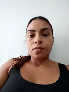 Snapshot of Ivanna2 chatting on 09/27/25, 04:56 Ivanna2 online show from 09/27/25, 04:56