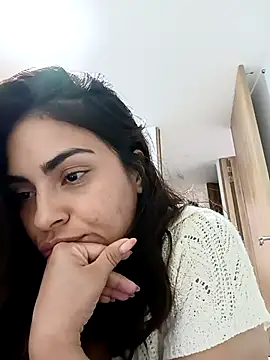 Snapshot of Ivanna2 chatting on 05/03/26, 01:00 Ivanna2 online show from 05/03/26, 01:00