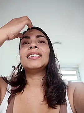 Snapshot of Ivanna2 chatting on 05/06/26, 02:22 Ivanna2 online show from 05/06/26, 02:22