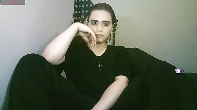 Snapshot of sademobeer chatting on 07/09/26, 10:25 sademobeer online show from 07/09/26, 10:25