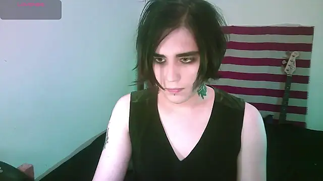 Snapshot of sademobeer chatting on 07/20/26, 03:47 sademobeer online show from 07/20/26, 03:47
