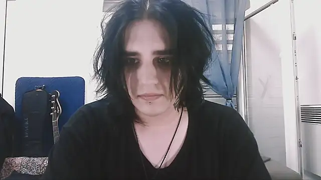 Snapshot of sademobeer chatting on 08/07/26, 03:47 sademobeer online show from 08/07/26, 03:47