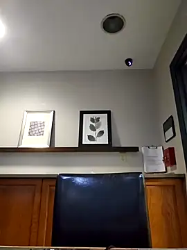 Snapshot of Nikkierosee chatting on 03/11/25, 04:54 Nikkierosee online show from 03/11/25, 04:54