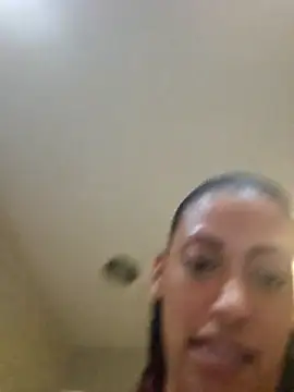 Snapshot of Nikkierosee chatting on 03/17/25, 11:11 Nikkierosee online show from 03/17/25, 11:11