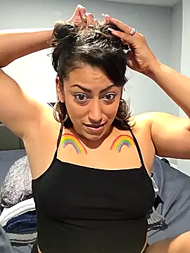 Snapshot of Nikkierosee chatting on 12/21/25, 09:44 Nikkierosee online show from 12/21/25, 09:44