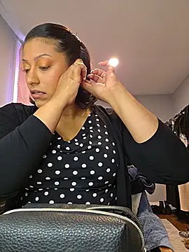 Nikkierosee online show from 08/02/26, 12:14