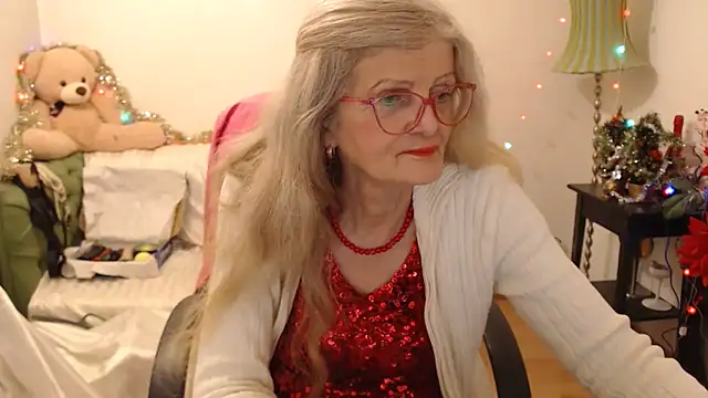 Snapshot of BlairFort chatting on 12/27/24, 09:32 BlairFort online show from 12/27/24, 09:32