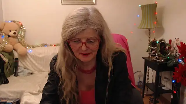 Snapshot of BlairFort chatting on 01/04/25, 01:53 BlairFort online show from 01/04/25, 01:53