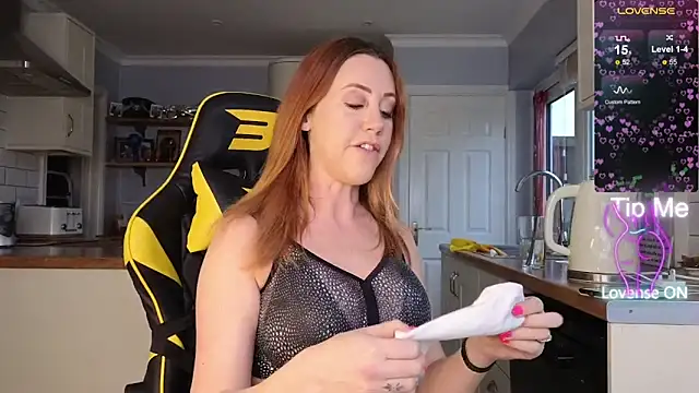 stripmequick online show from 02/09/26, 01:15