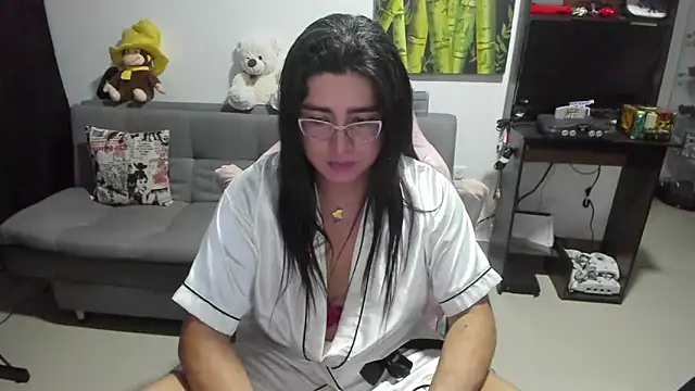 Khalifa Gold online show from 04/16/26, 03:29