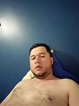 Snapshot of DiegoDuke chatting on 11/12/25, 01:39 DiegoDuke online show from 11/12/25, 01:39