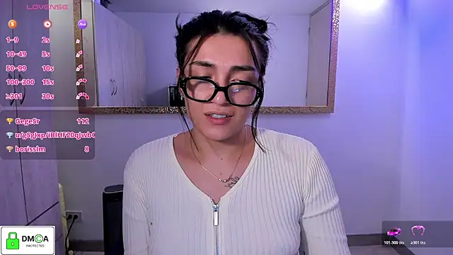 Snapshot of EricaVanderhill chatting on 05/15/26, 10:50 EricaVanderhill online show from 05/15/26, 10:50