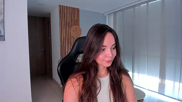AnnieHallX online show from 08/02/26, 07:45