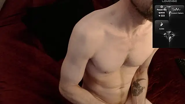 MaxRouger online show from 04/23/26, 02:52