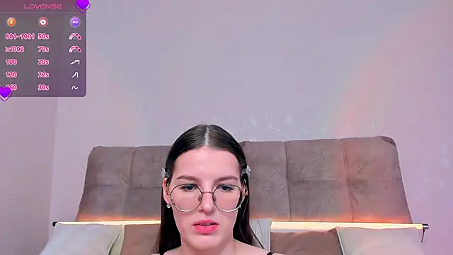 Snapshot of AriellaTesk chatting on 03/12/25, 06:29 AriellaTesk online show from 03/12/25, 06:29