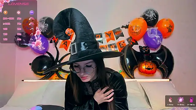 AriellaTesk online show from 10/29/25, 04:26
