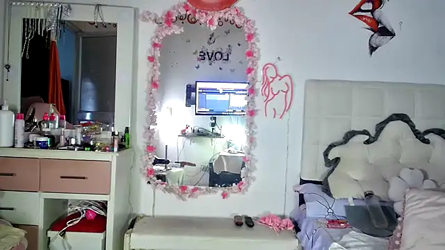 Snapshot of Dulce_Maria05 chatting on 09/14/25, 10:09 Dulce Maria05 online show from 09/14/25, 10:09