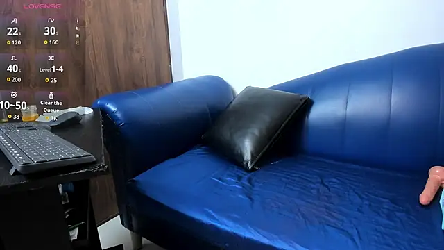 Mature Skinny online show from 11/19/25, 06:24