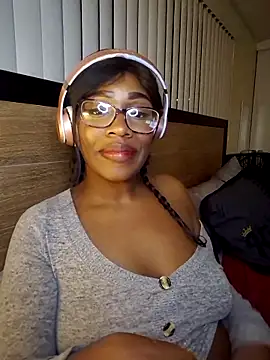 lollycoco online show from 12/04/25, 08:34