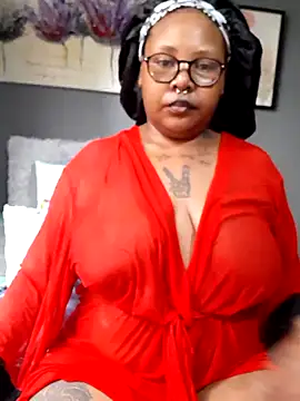 PearlSexxy69 online show from 03/07/25, 12:45