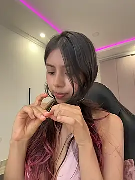 Sensualtease online show from 04/24/26, 01:08