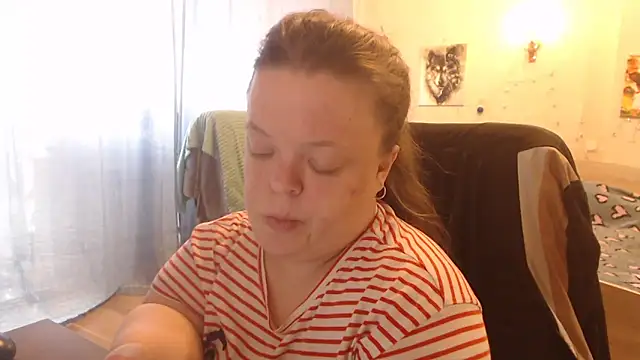 Janiffer MiMi online show from 02/14/25, 02:02