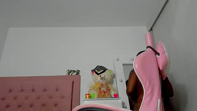 Snapshot of Lindsay-hii chatting on 01/09/25, 03:12 Lindsay-hii online show from 01/09/25, 03:12