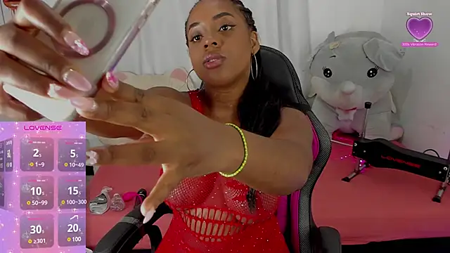 Snapshot of HollyJorda chatting on 02/14/25, 02:44 HollyJorda online show from 02/14/25, 02:44