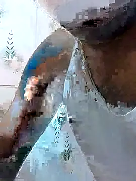 Snapshot of 8inch_monster chatting on 03/05/25, 06:12 8inch monster online show from 03/05/25, 06:12