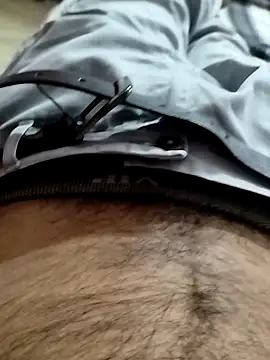 Snapshot of 8inch_monster chatting on 10/13/25, 07:14 8inch monster online show from 10/13/25, 07:14