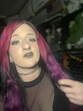 Snapshot of 1-800-FUCKYOU chatting on 12/09/24, 05:18 1-800-FUCKYOU online show from 12/09/24, 05:18