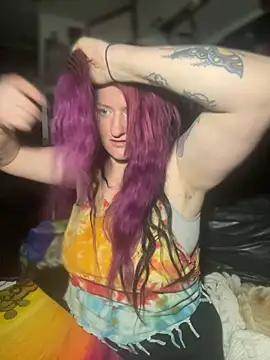 Snapshot of 1-800-FUCKYOU chatting on 01/11/25, 04:38 1-800-FUCKYOU online show from 01/11/25, 04:38