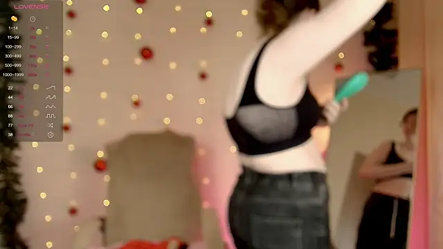 Vivian cutie online show from 12/26/24, 10:37