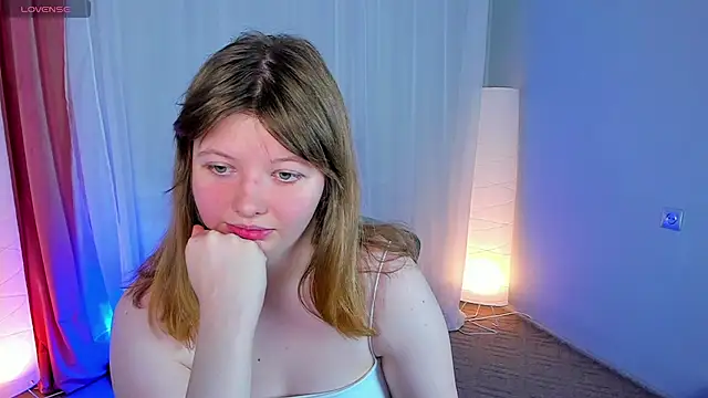 Vivian cutie online show from 01/08/25, 03:28