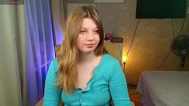 Vivian cutie online show from 11/22/25, 04:22