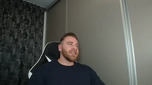 Thori92 online show from 10/26/25, 04:57