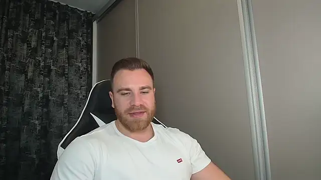 Thori92 online show from 11/12/25, 06:30