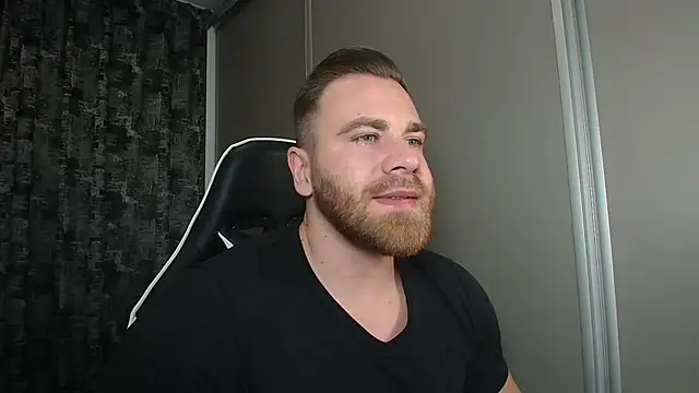 Thori92 online show from 11/24/25, 07:02