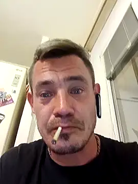 Snapshot of Ivanekkral chatting on 05/15/26, 10:39 Ivanekkral online show from 05/15/26, 10:39