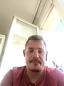 Snapshot of Ivanekkral chatting on 05/18/26, 05:30 Ivanekkral online show from 05/18/26, 05:30