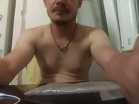 Snapshot of Ivanekkral chatting on 06/08/26, 09:04 Ivanekkral online show from 06/08/26, 09:04