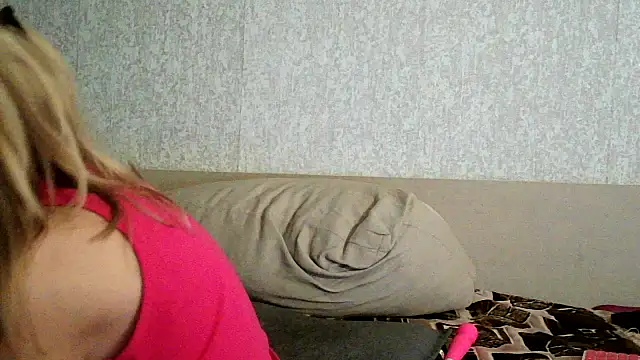 Snapshot of ValeriaLight chatting on 10/28/25, 03:10 ValeriaLight online show from 10/28/25, 03:10