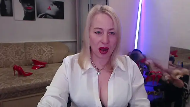 MistressMilfa online show from 02/27/26, 06:08