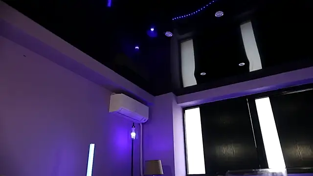 Snapshot of mandypeas chatting on 02/12/25, 10:35 mandypeas online show from 02/12/25, 10:35