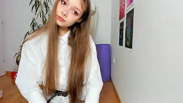 Snapshot of Michelle_Melnss chatting on 03/02/25, 10:48 Michelle Melnss online show from 03/02/25, 10:48