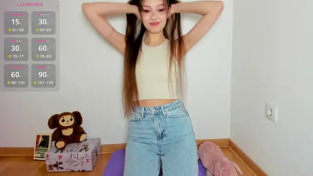 Snapshot of Michelle_Melnss chatting on 09/28/25, 06:02 Michelle Melnss online show from 09/28/25, 06:02