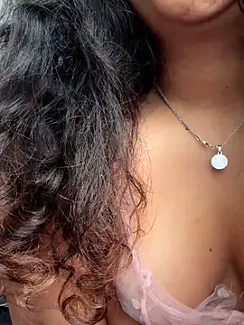 Snapshot of Peach_Girll chatting on 02/25/26, 02:48 Peach Girll online show from 02/25/26, 02:48